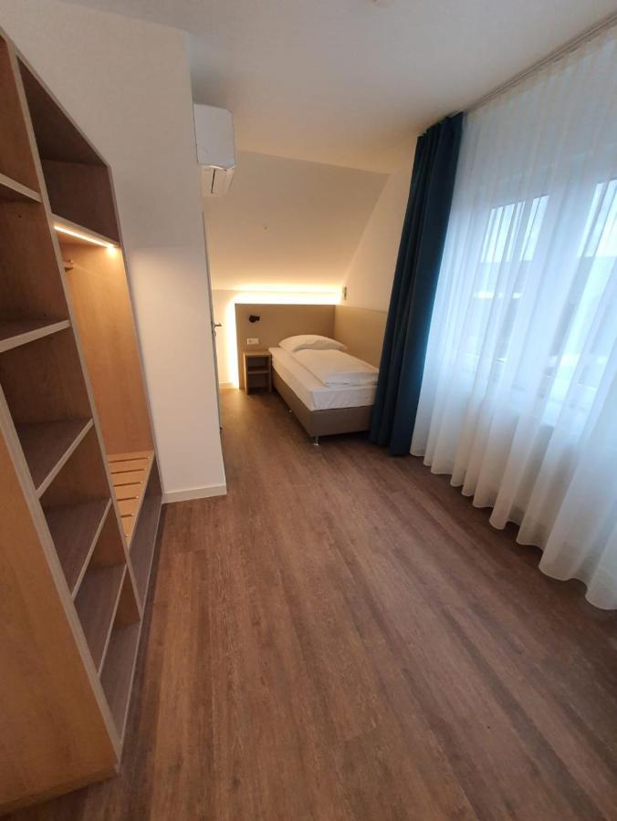 特劳博酒店 Moglingen 外观 照片